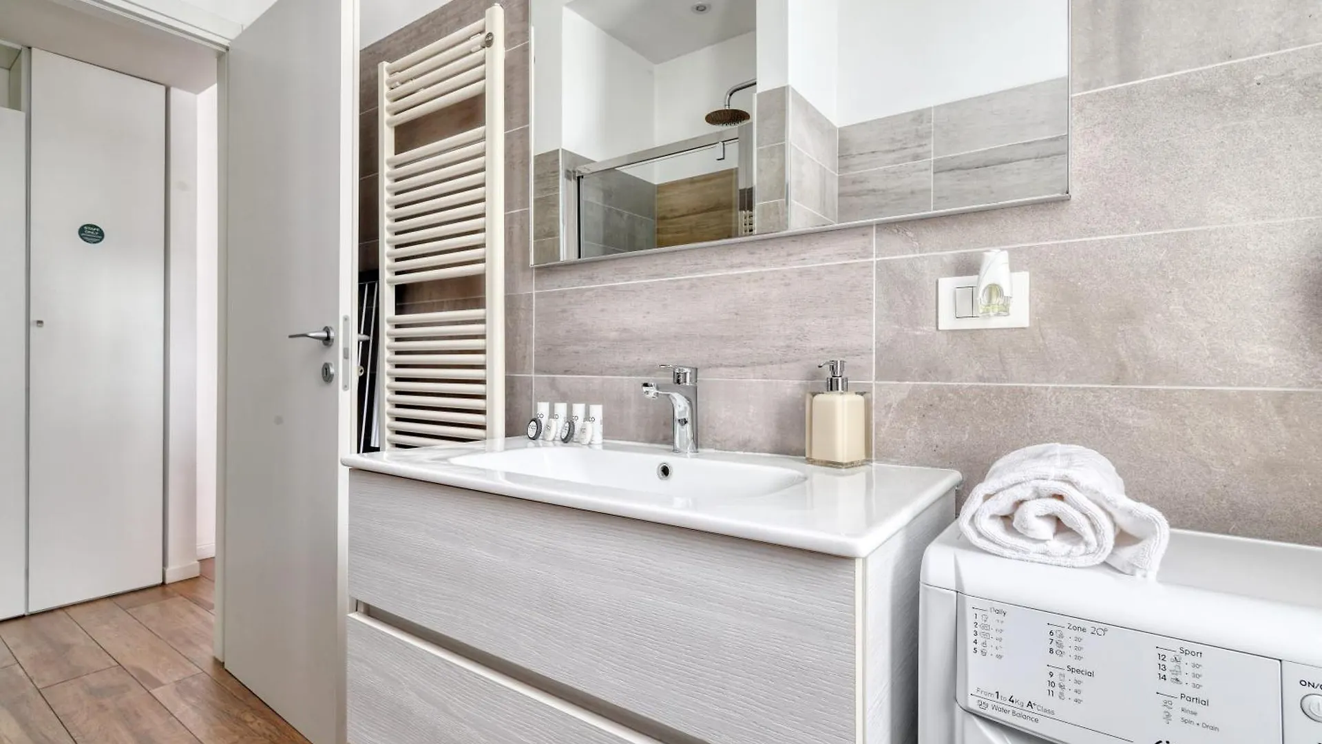 Joivy Lovely Flat Near Naviglio Grande Milan 0*,